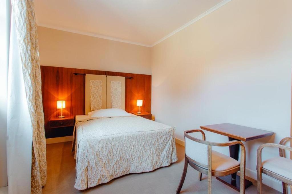 Hotel Pavla П'єштяни Екстер'єр фото
